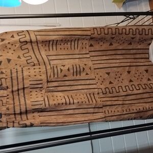 Lined leather straight skirt with print design